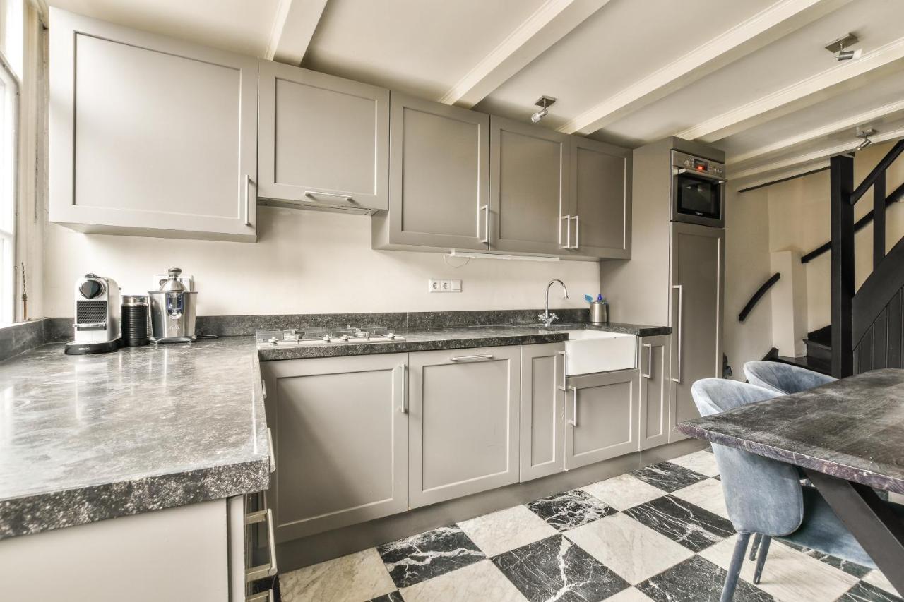 Spiegelgracht Apartments With Canal View Άμστερνταμ Εξωτερικό φωτογραφία